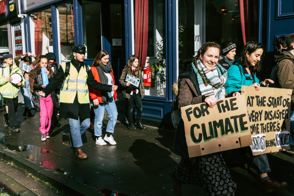 Read more about the article #YouthStrike4Climate in Glasgow – a photo series