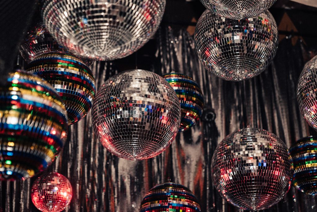 Read more about the article The Age of Aquarius: A Brief History of Disco Revolution