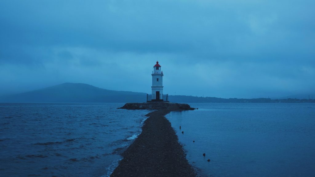 Read more about the article The Lighthouse: Myth and Modernity